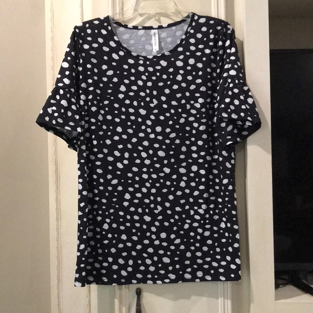 Tickled Teal black and white ruffle sleeve blouse